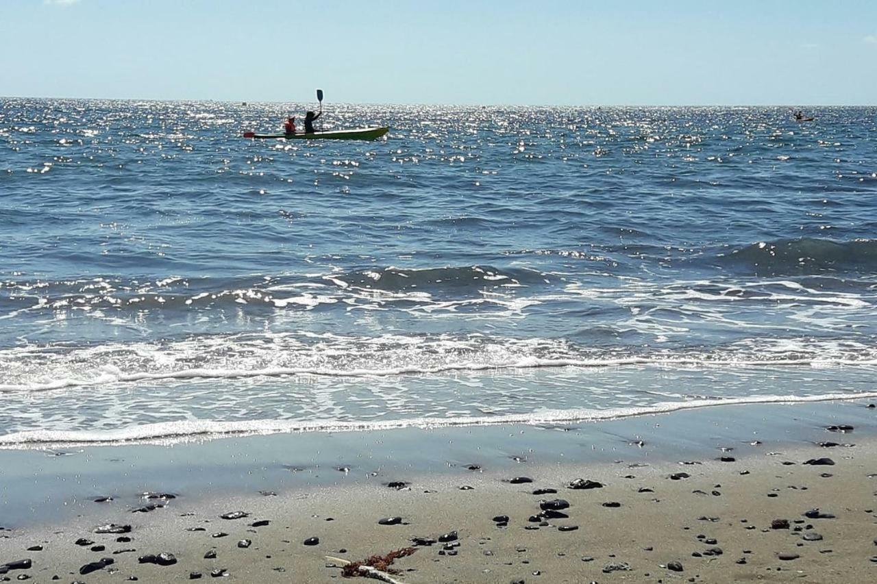 Burero Beach Stay - Comfy - Near Airport & Beaches El Burrero 외부 사진